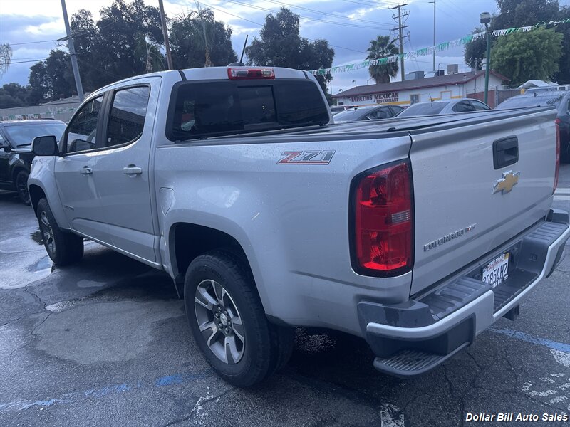 2017 Chevrolet Colorado Z71   - Photo 2 - Visalia, CA 93292