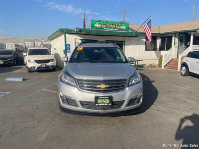 2016 Chevrolet Traverse LT   - Photo 2 - Visalia, CA 93292