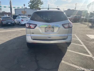 2016 Chevrolet Traverse LT   - Photo 6 - Visalia, CA 93292