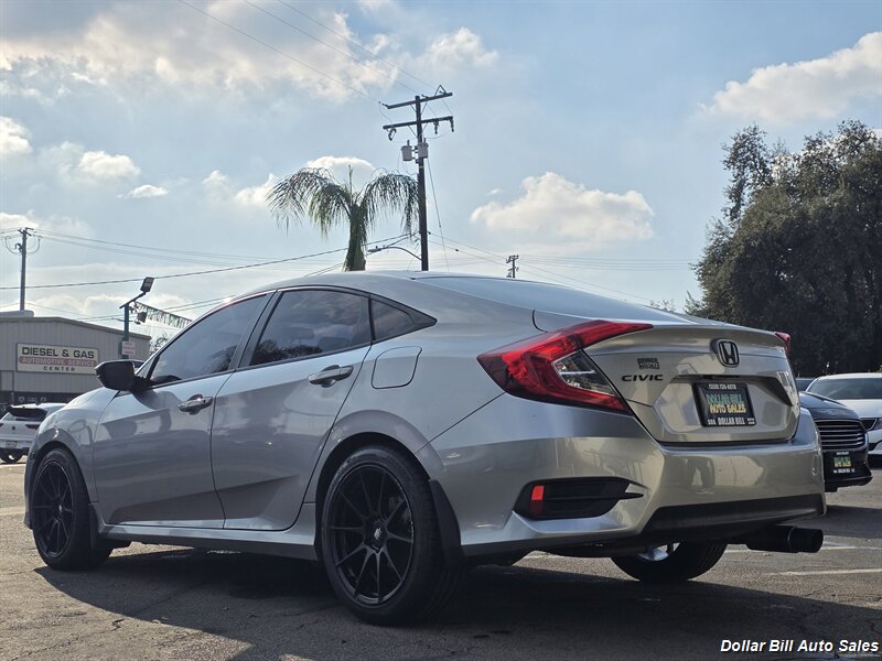 2017 Honda Civic LX - Photo 5 - Visalia, CA 93292