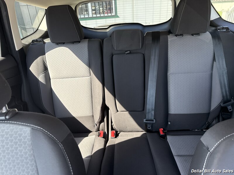 2019 Ford Escape SE - Photo 10 - Visalia, CA 93292