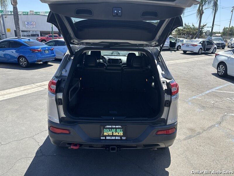 2014 Jeep Cherokee Trailhawk - Photo 4 - Visalia, CA 93292