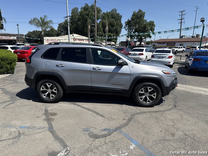 2014 Jeep Cherokee Trailhawk - Photo 2 - Visalia, CA 93292
