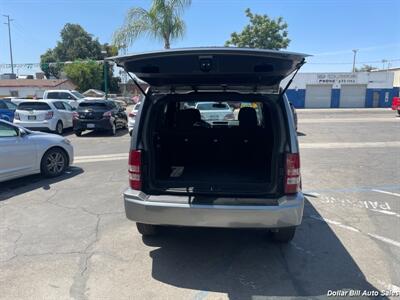 2012 Jeep Liberty Sport   - Photo 12 - Visalia, CA 93292