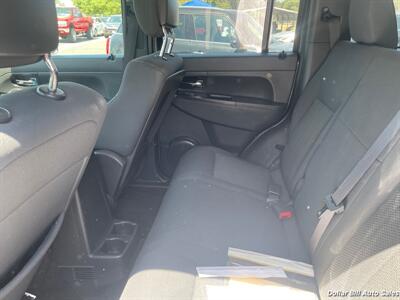 2012 Jeep Liberty Sport   - Photo 11 - Visalia, CA 93292