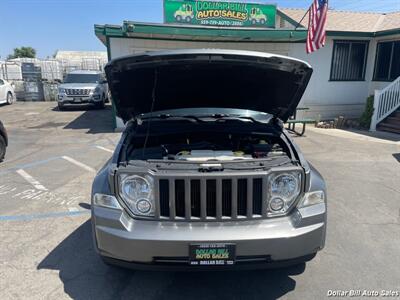 2012 Jeep Liberty Sport   - Photo 9 - Visalia, CA 93292