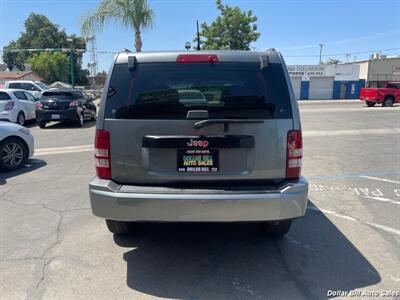 2012 Jeep Liberty Sport   - Photo 6 - Visalia, CA 93292