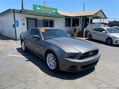2013 Ford Mustang V6 Premium Coupe