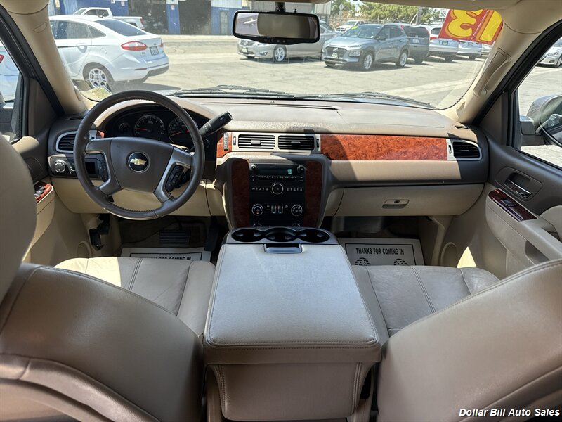 2013 Chevrolet Suburban LS - Photo 9 - Visalia, CA 93292