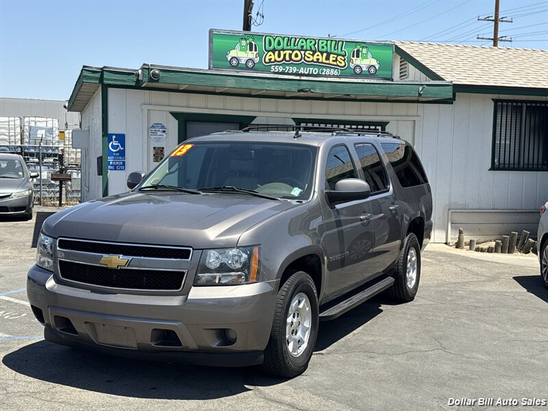 2013 Chevrolet Suburban LS   - Photo 1 - Visalia, CA 93292