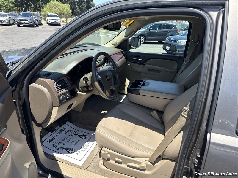 2013 Chevrolet Suburban LS - Photo 7 - Visalia, CA 93292