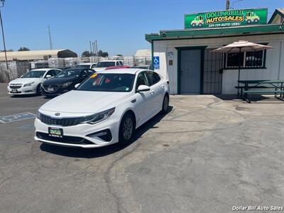 2019 Kia Optima LX   - Photo 3 - Visalia, CA 93292