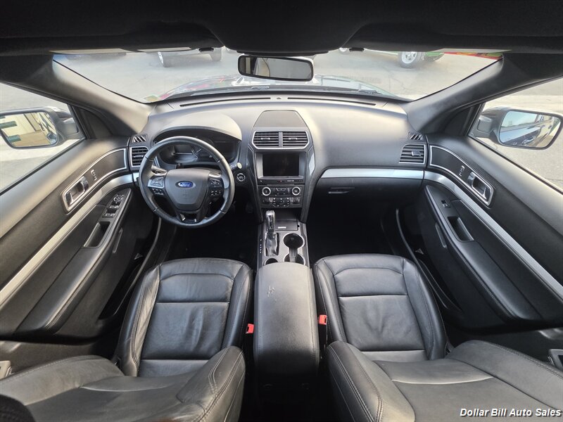 2017 Ford Explorer XLT - Photo 15 - Visalia, CA 93292