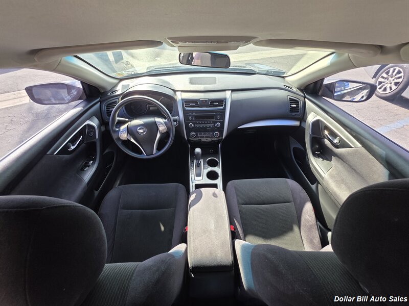 2013 Nissan Altima 2.5 SV - Photo 12 - Visalia, CA 93292