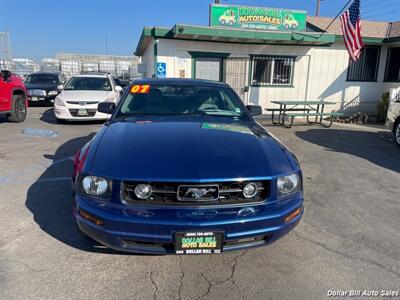 2007 Ford Mustang V6 Premium   - Photo 2 - Visalia, CA 93292