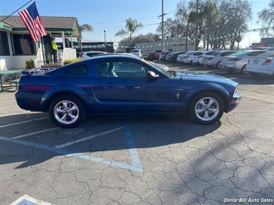 2007 Ford Mustang V6 Premium   - Photo 8 - Visalia, CA 93292