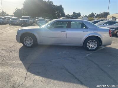 2010 Chrysler 300 Series Touring   - Photo 4 - Visalia, CA 93292