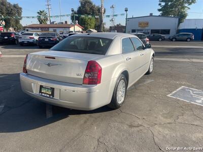 2010 Chrysler 300 Series Touring   - Photo 7 - Visalia, CA 93292