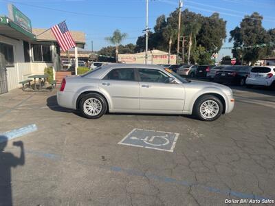 2010 Chrysler 300 Series Touring   - Photo 8 - Visalia, CA 93292