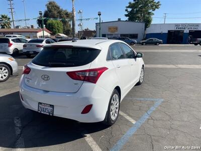 2016 Hyundai ELANTRA GT   - Photo 7 - Visalia, CA 93292