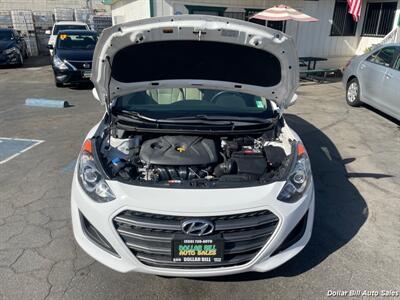 2016 Hyundai ELANTRA GT   - Photo 9 - Visalia, CA 93292