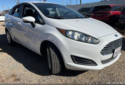 2014 Ford Fiesta SE Sedan
