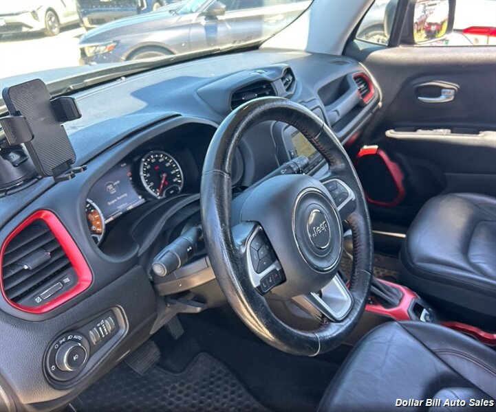 2017 Jeep Renegade Trailhawk - Photo 4 - Visalia, CA 93292