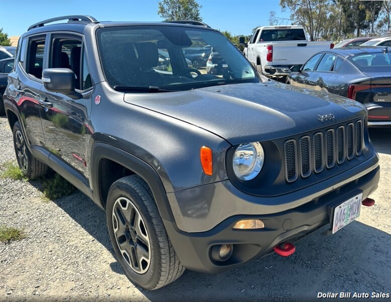 2017 Jeep Renegade Trailhawk - Photo 2 - Visalia, CA 93292