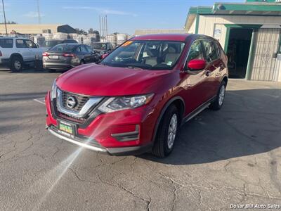 2017 Nissan Rogue S   - Photo 3 - Visalia, CA 93292