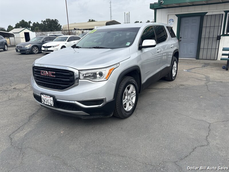 2017 GMC Acadia SLE-1 - Photo 3 - Visalia, CA 93292
