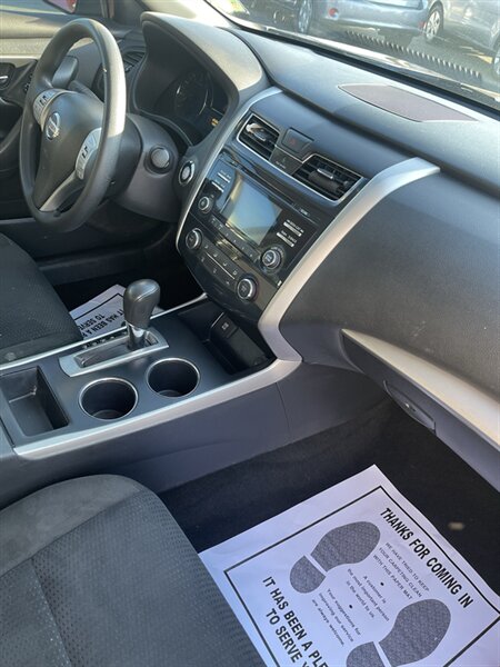 2015 Nissan Altima 2.5 SV   - Photo 5 - Visalia, CA 93292