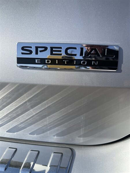 2019 Nissan Rogue S   - Photo 9 - Visalia, CA 93292