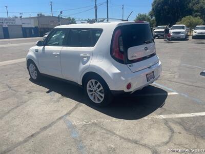 2019 Kia Soul +   - Photo 5 - Visalia, CA 93292