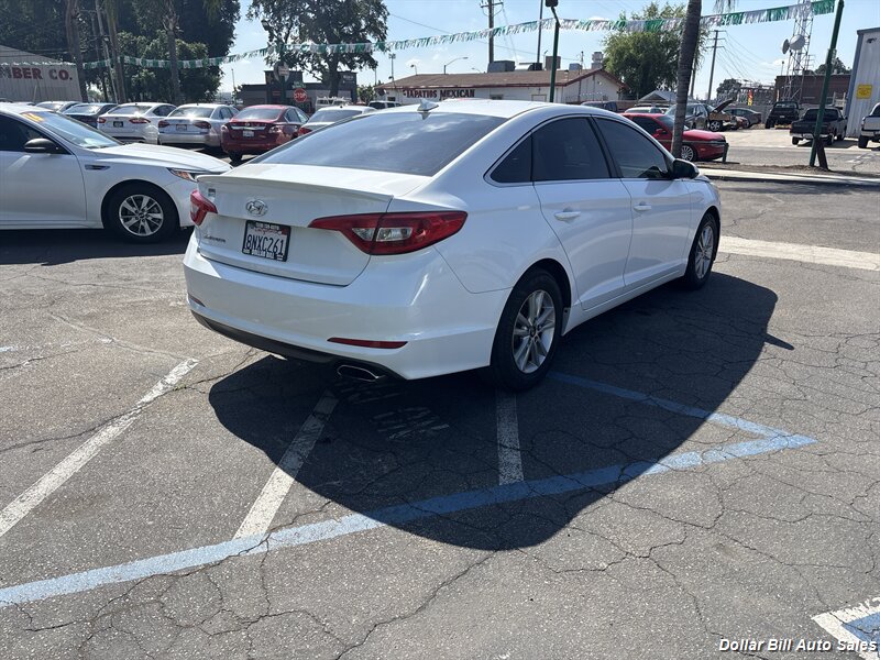 2016 Hyundai SONATA SE - Photo 7 - Visalia, CA 93292