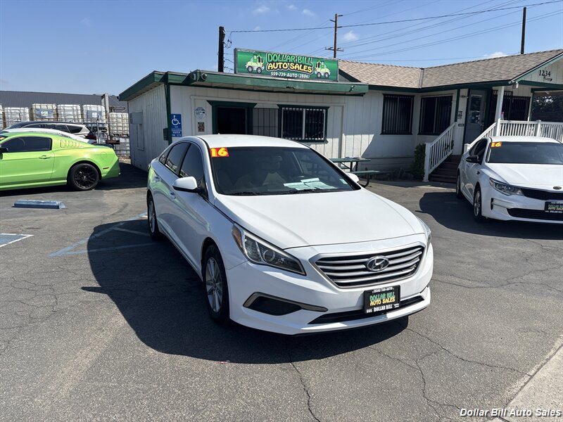 2016 Hyundai SONATA SE - Photo 2 - Visalia, CA 93292