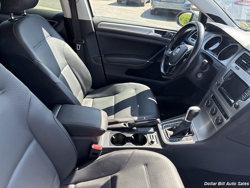 2015 Volkswagen Golf TDI SE - Photo 13 - Visalia, CA 93292