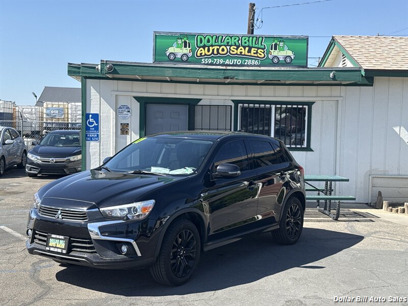 2017 Mitsubishi Outlander Sport ES   - Photo 1 - Visalia, CA 93292