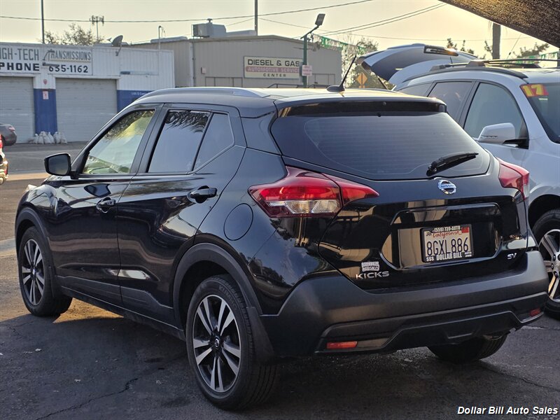 2018 Nissan Kicks SV - Photo 5 - Visalia, CA 93292