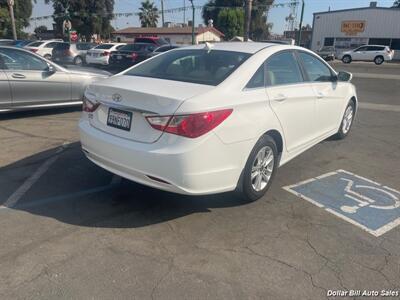 2013 Hyundai SONATA GLS   - Photo 7 - Visalia, CA 93292