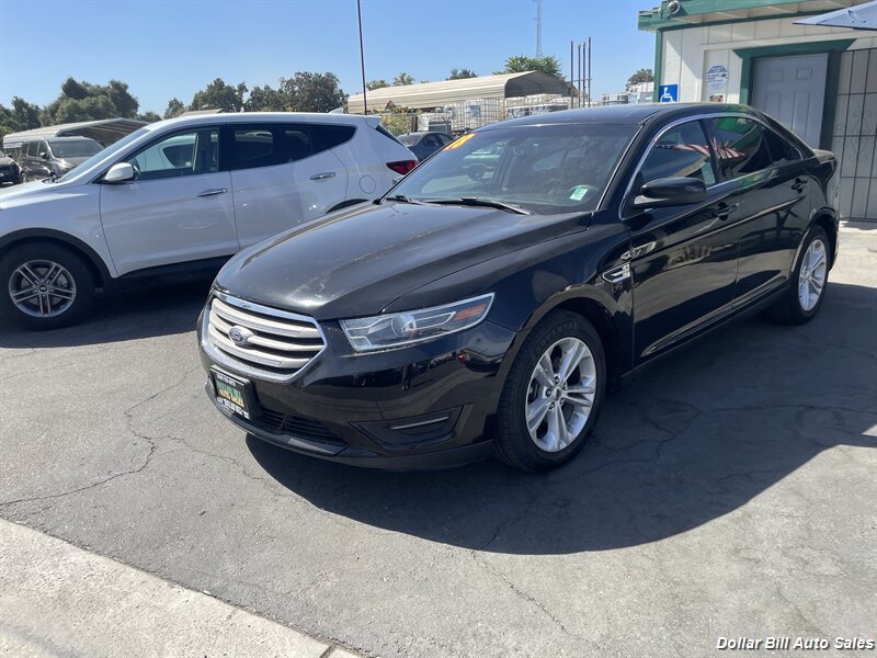 2018 Ford Taurus SEL   - Photo 3 - Visalia, CA 93292