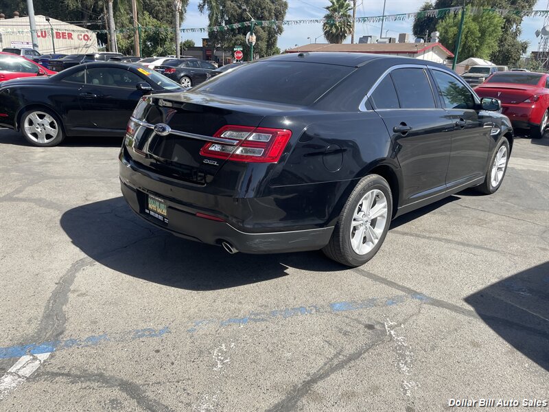 2018 Ford Taurus SEL   - Photo 7 - Visalia, CA 93292