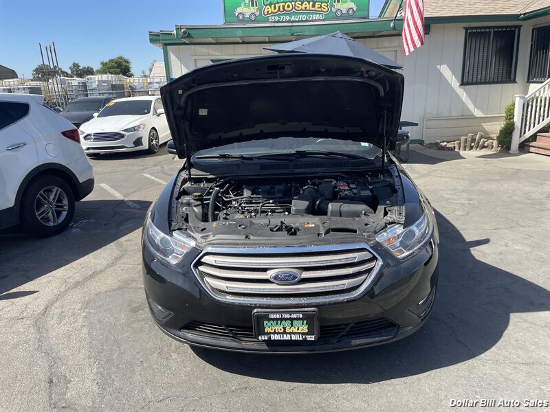 2018 Ford Taurus SEL   - Photo 9 - Visalia, CA 93292