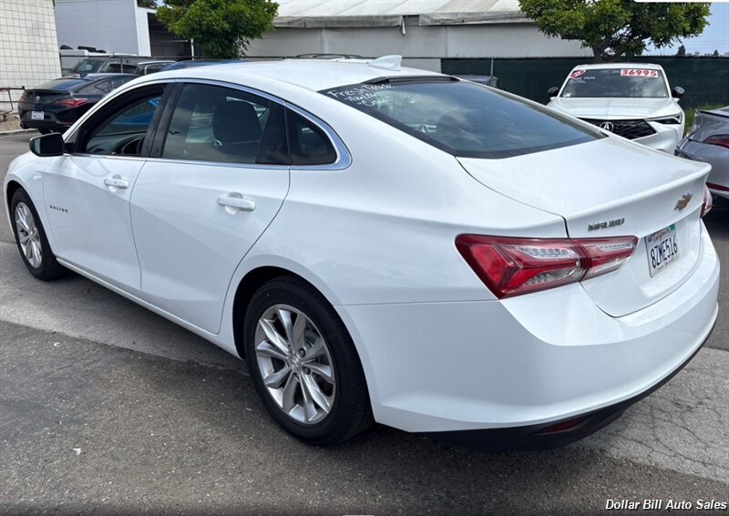 2019 Chevrolet Malibu LT - Photo 4 - Visalia, CA 93292