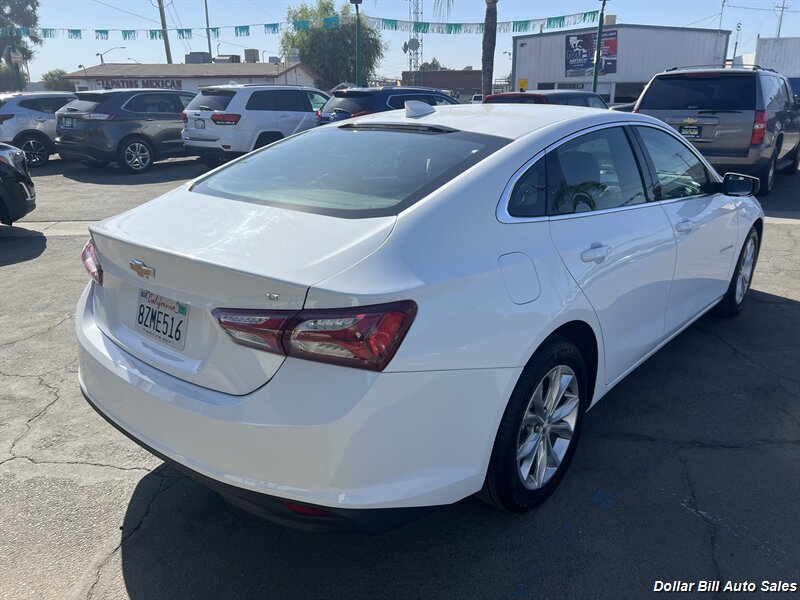 2019 Chevrolet Malibu LT - Photo 4 - Visalia, CA 93292