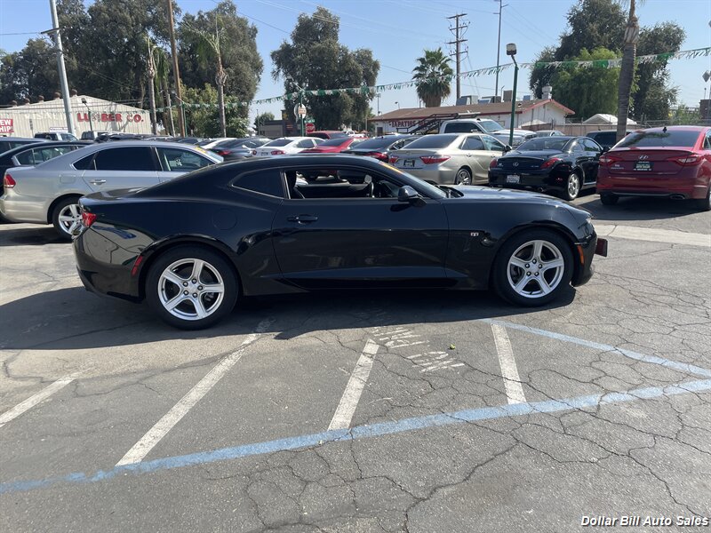 2018 Chevrolet Camaro LS - Photo 8 - Visalia, CA 93292