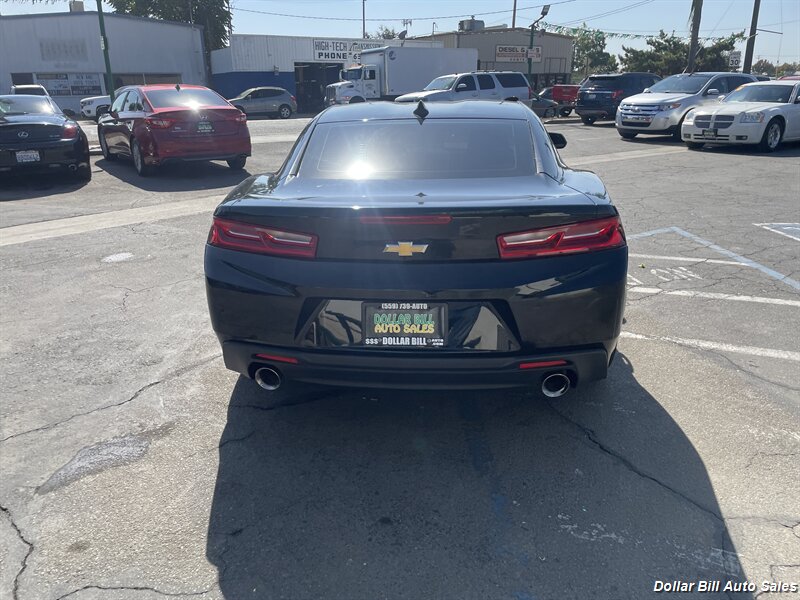 2018 Chevrolet Camaro LS - Photo 6 - Visalia, CA 93292