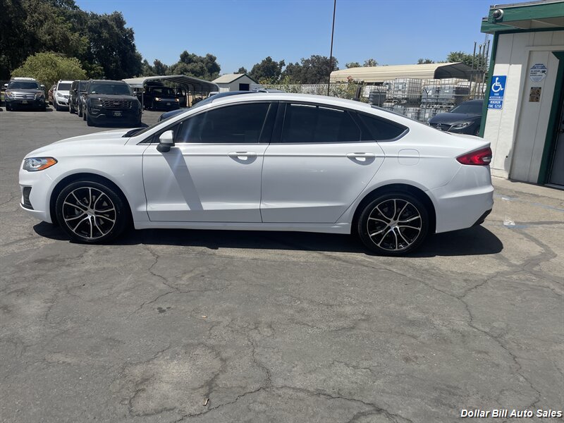 2019 Ford Fusion S   - Photo 4 - Visalia, CA 93292