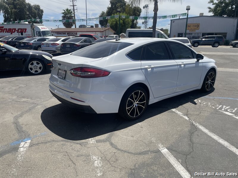 2019 Ford Fusion S   - Photo 8 - Visalia, CA 93292