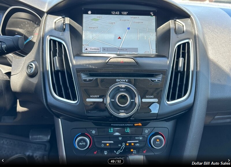 2018 Ford Focus Titanium - Photo 4 - Visalia, CA 93292