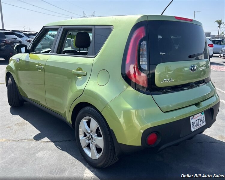 2019 Kia Soul - Photo 4 - Visalia, CA 93292